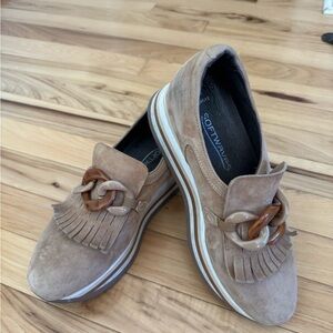 Softwaves Wedge Sneakers